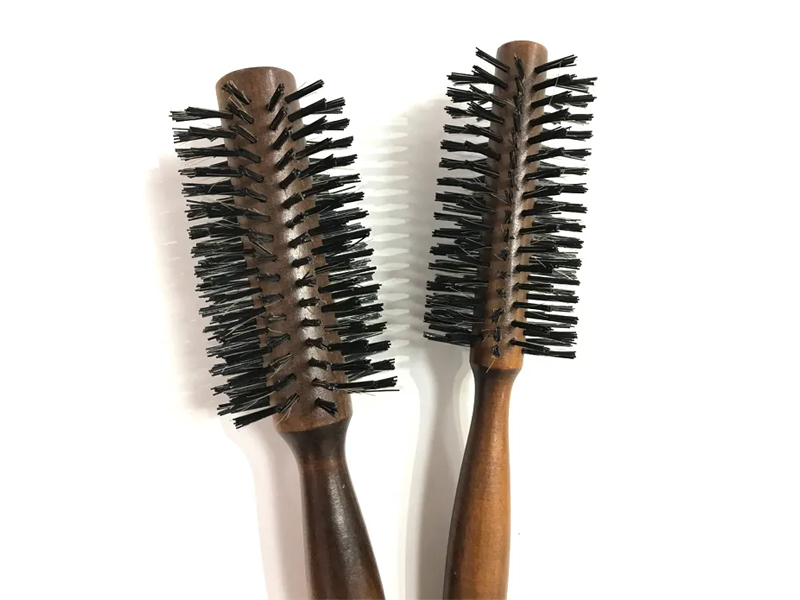 Scuab Gruaige Sintéiseach Babhta Bambú Bristle Dye