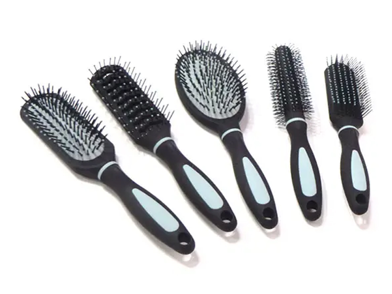 Láimhseáil Plaisteacha Detangle Crua Bristle Scalp Massager Comb Set