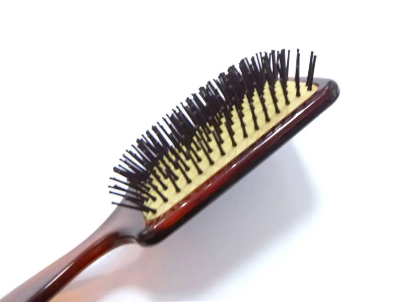 Amber Detangling Gruaige Scuab