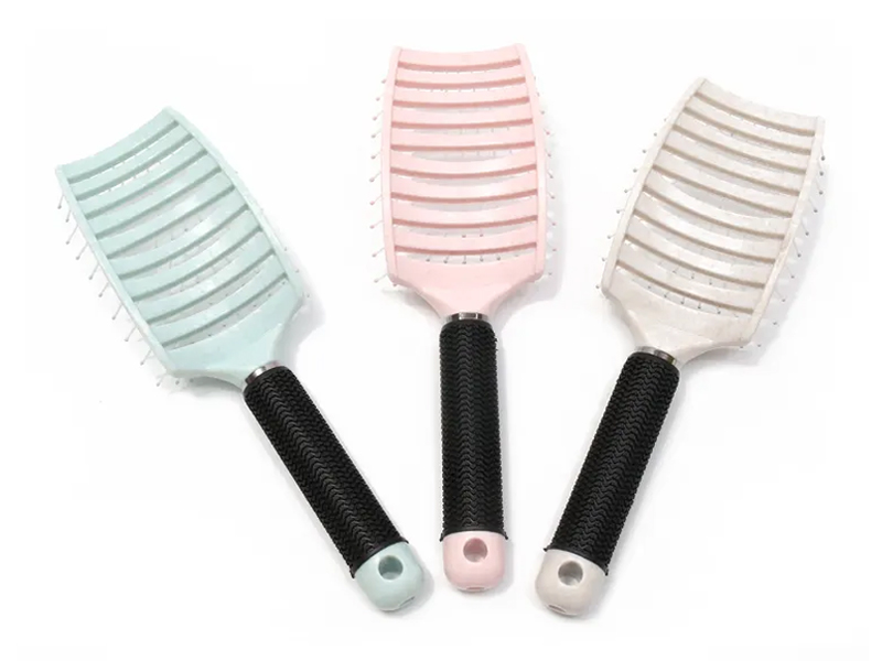 Scuab Gruaige Massage Scalp Frith Statach Tangle