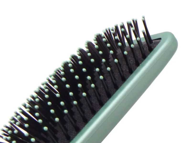 Séid Brushes Gruaige Tirim Straightener